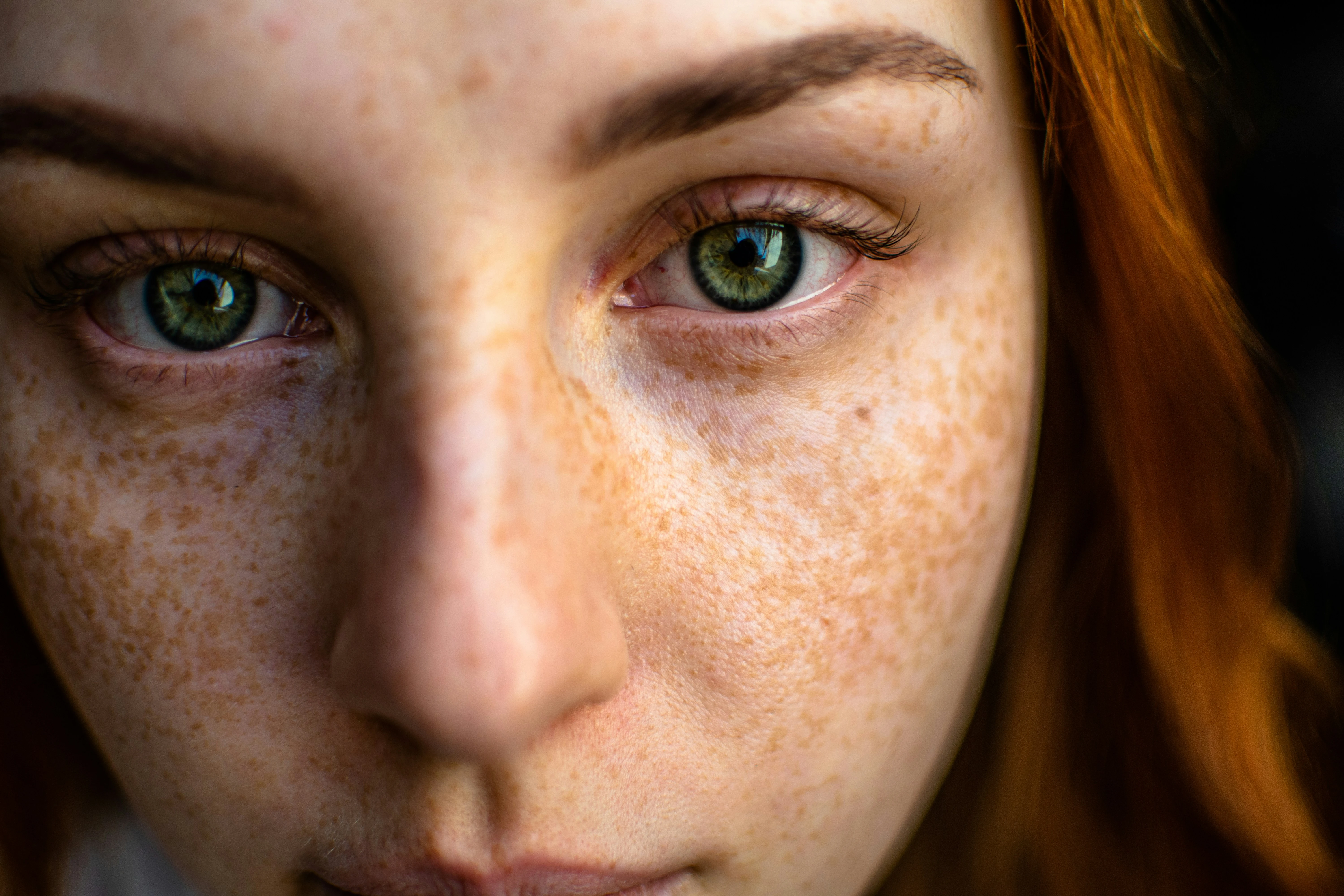 AI Skincare 101: How Smart Tech Personalizes Your Routine